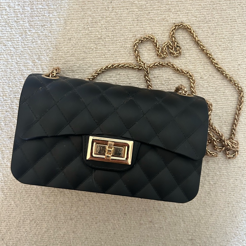 Black Quilted Chain Shoulder Bag